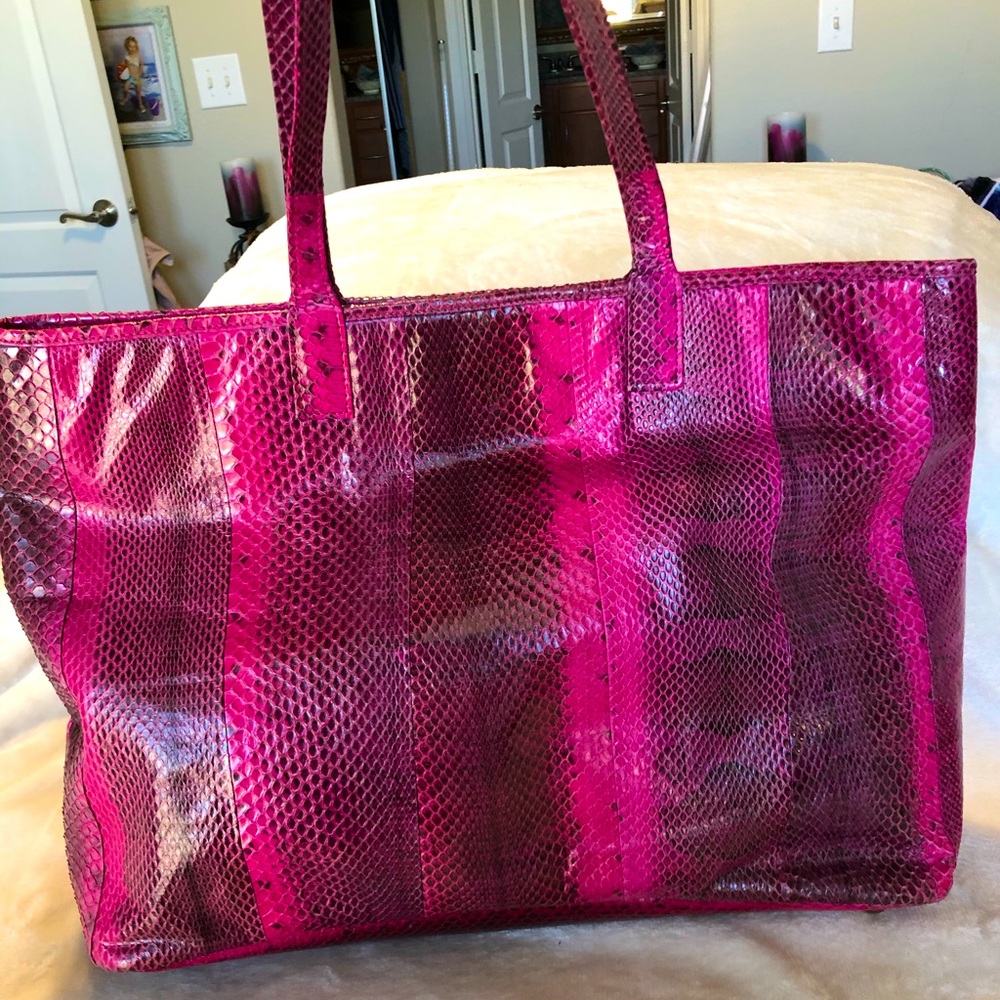 Beirn water snake pink skin large tote